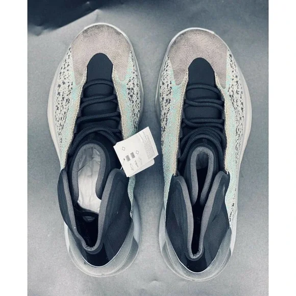 NEW Adidas Yeezy QNTM Teal Blue - Picture 5 of 7